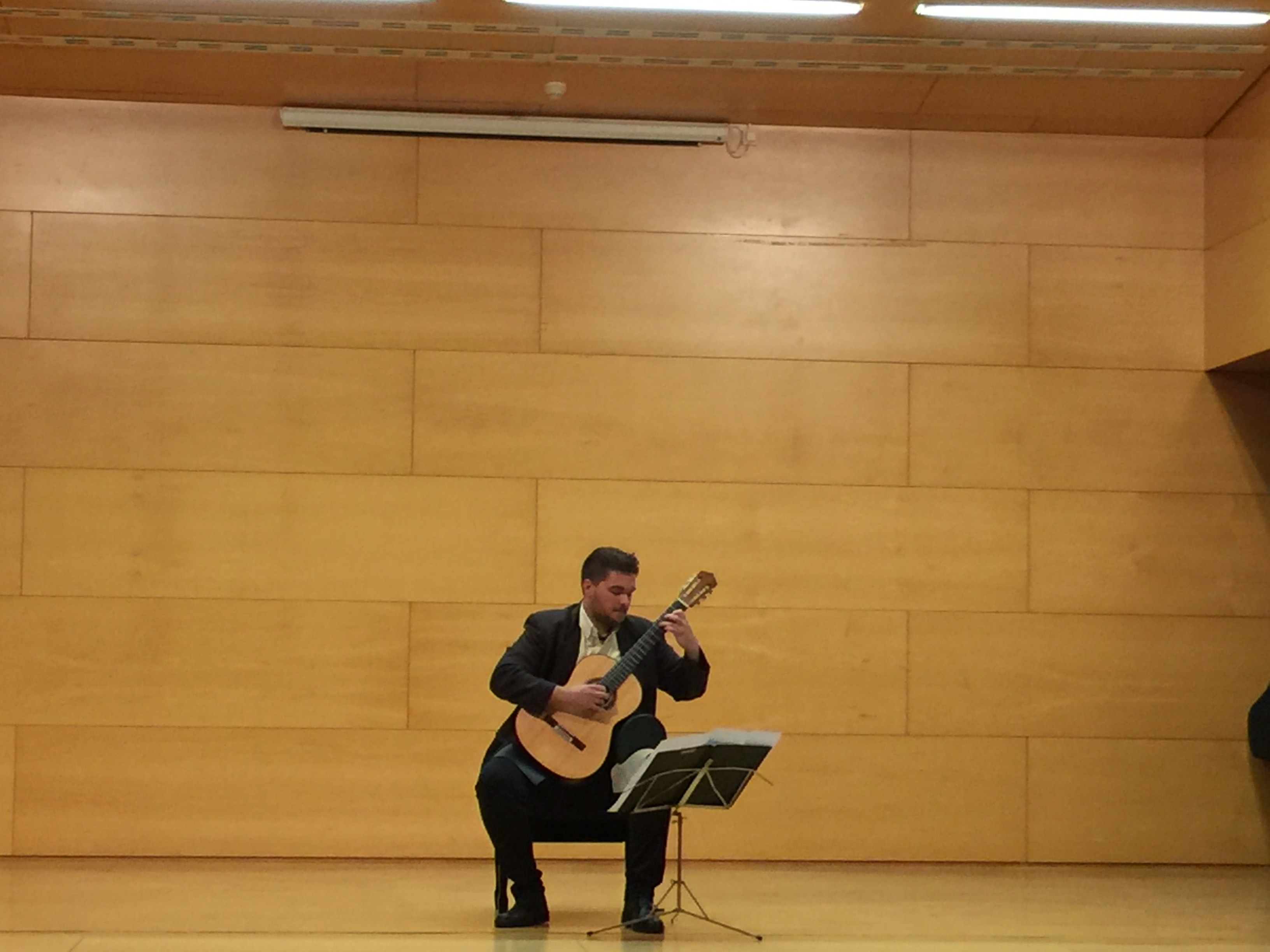 Excel·lent concert d'Adrián Galindo en el primer dels concerts del cicle 