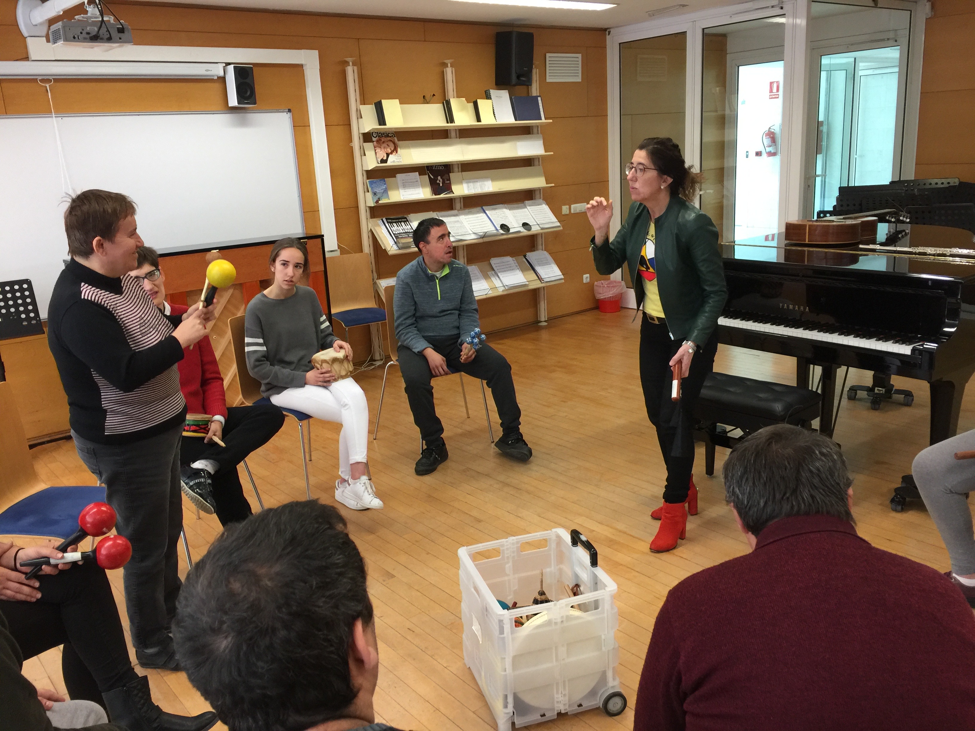 Nova sessió de l'Aula de Musicoteràpia amb alumnat de la Fundació l'Onada