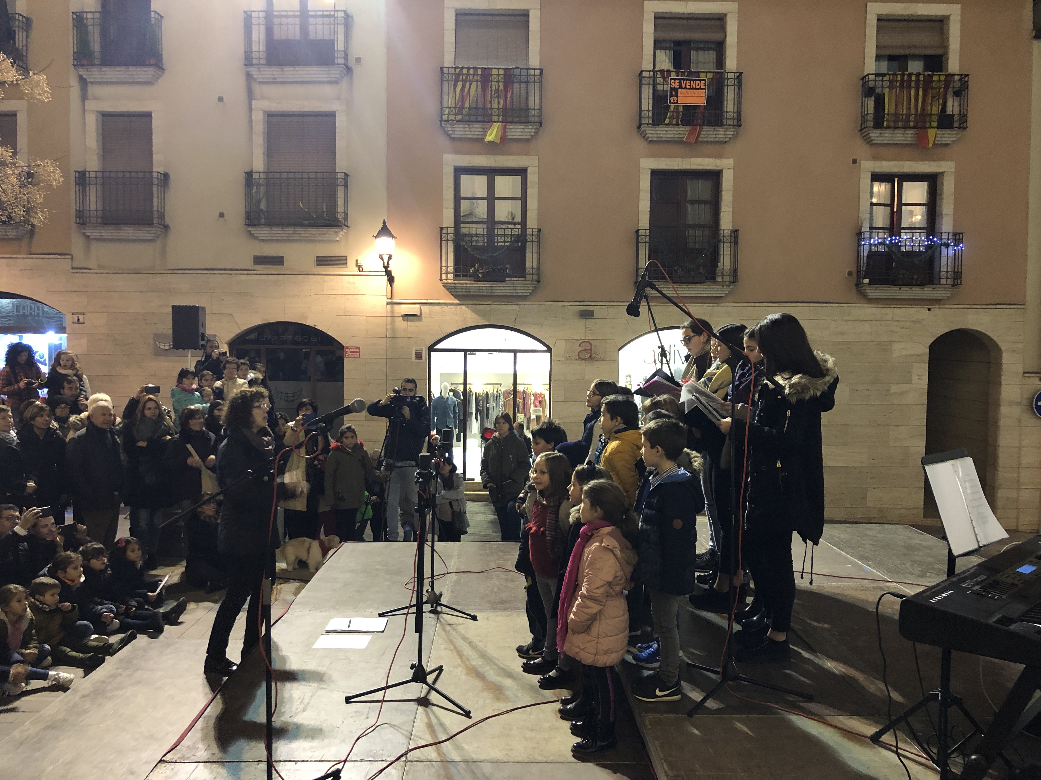 Felicitem el Nadal a la plaça de l'Església i a l'Auditori Josep Carreras