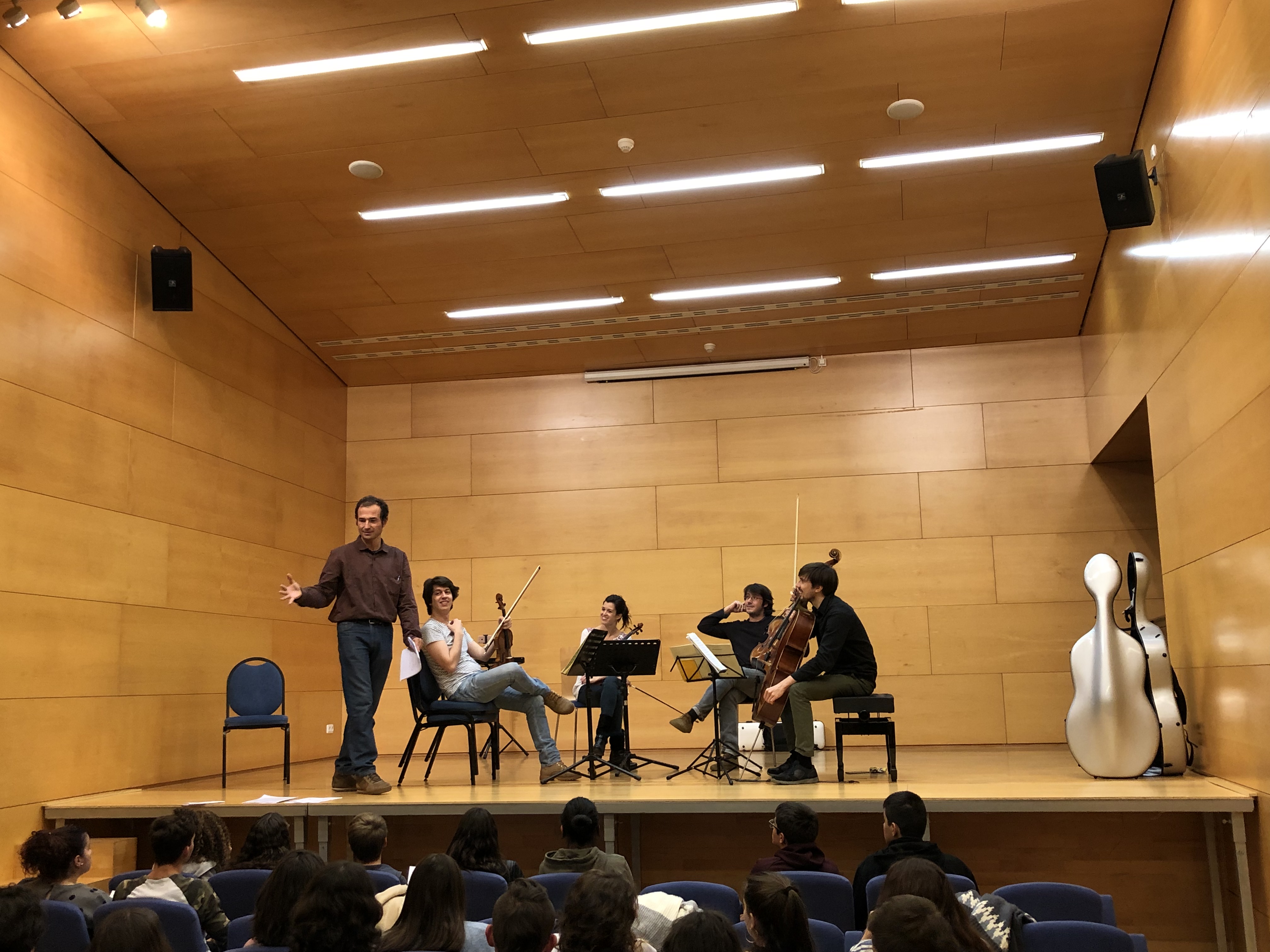 El Quartet Gerhard imparteix classes magistrals a l'alumnat del conservatori